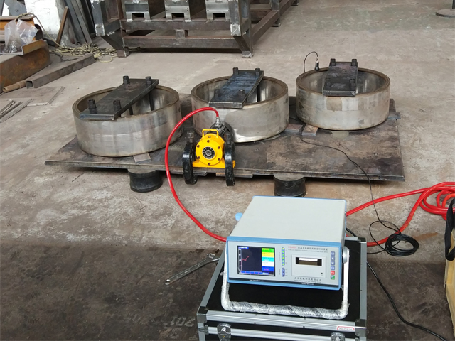 振動(dòng)消除小型加工件殘余應(yīng)力